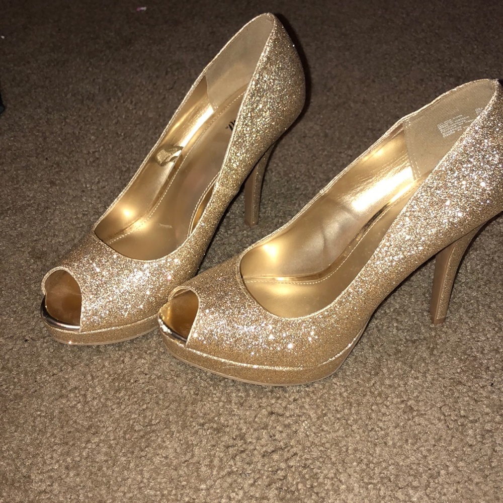 Gold sparkly heels